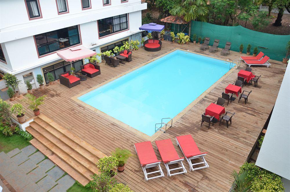 Hotel Sunkissed Plaza Calangute Esterno foto