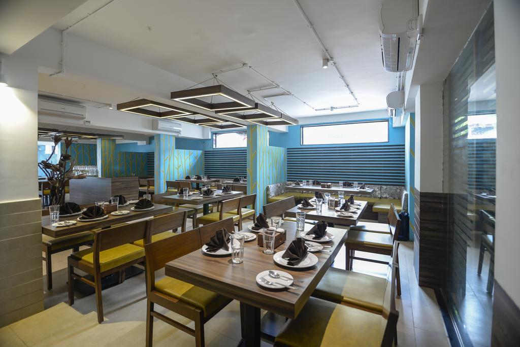 Hotel Sunkissed Plaza Calangute Esterno foto