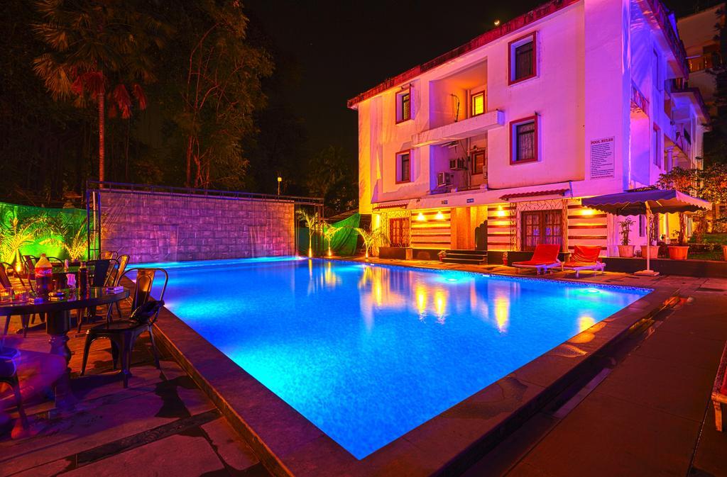 Hotel Sunkissed Plaza Calangute Esterno foto