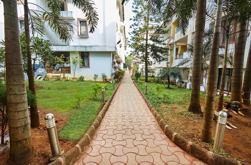 Hotel Sunkissed Plaza Calangute Esterno foto