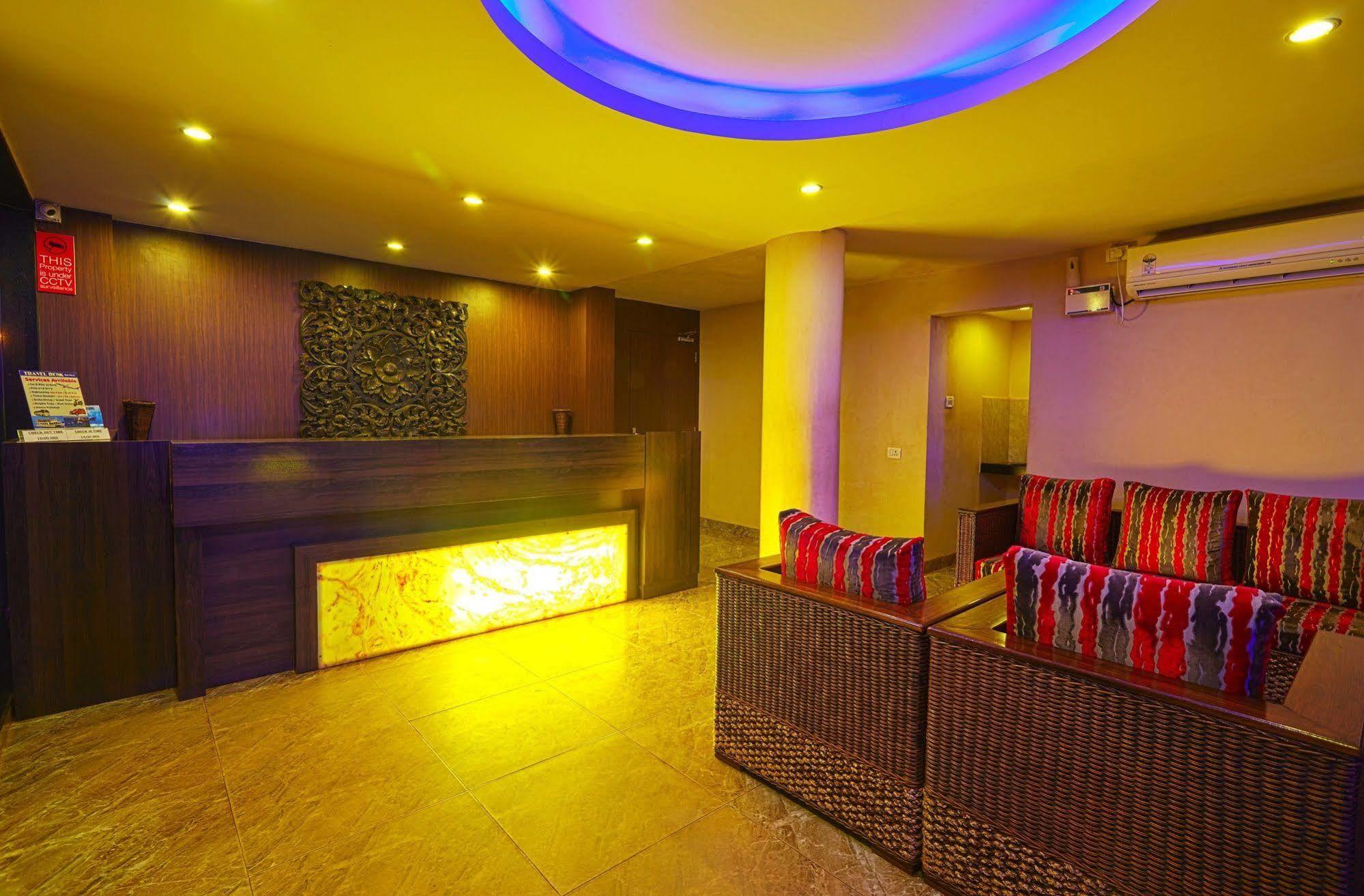 Hotel Sunkissed Plaza Calangute Esterno foto